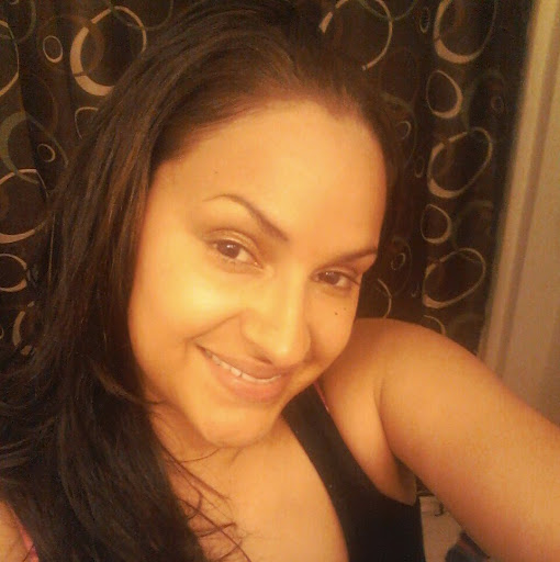 Connie Rios Photo 9