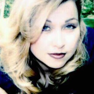 Tessie Moore Photo 9