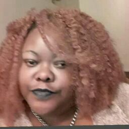 Yvette Shannon Photo 2