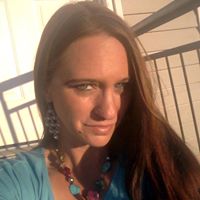 Gina Dickens Photo 4