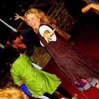 Jennifer Wickham Photo 8