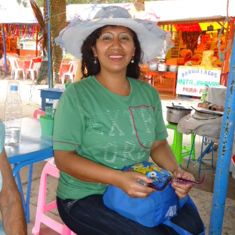 Zoraida Reyes Photo 13