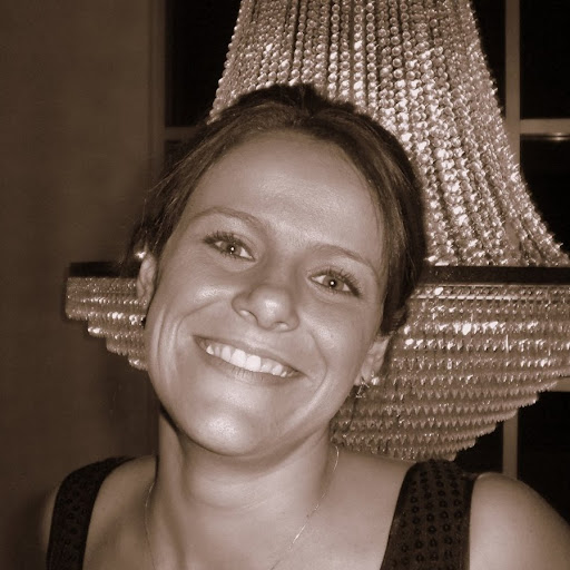 Stefanie Barnes Photo 11