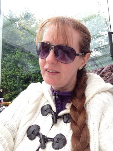 Caroline Watt Photo 14