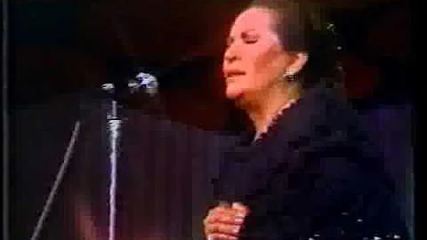 Lola Acevedo Photo 11