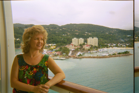 Stephanie Chandler Photo 18