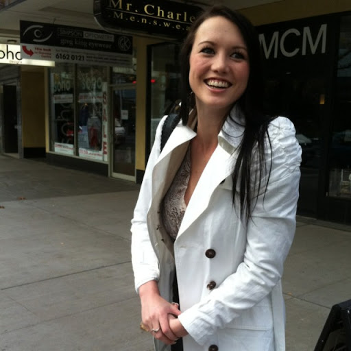 Leah Thornton Photo 11