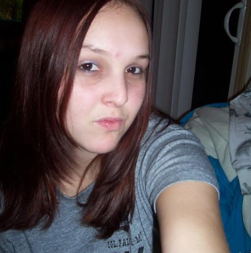 Lora Adams Photo 12