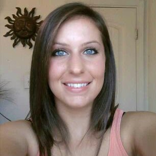 Amanda Heck Photo 10