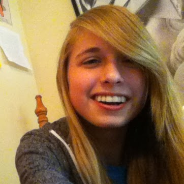 Sarah Bristow Photo 10