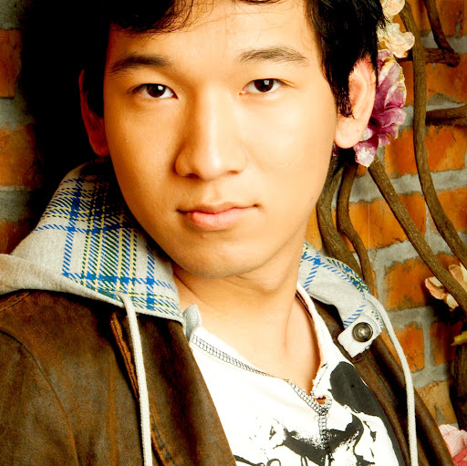 Jing Hu Photo 16