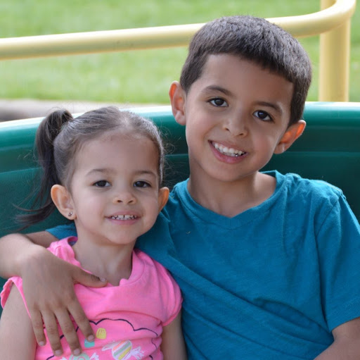 Evelyn Lugo Photo 11