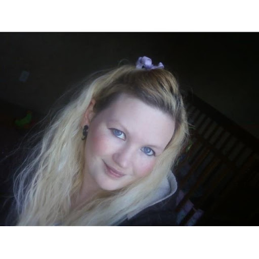 Dana Williams Photo 11