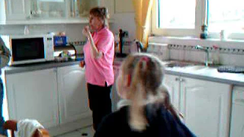 Megan Hetherington Photo 18