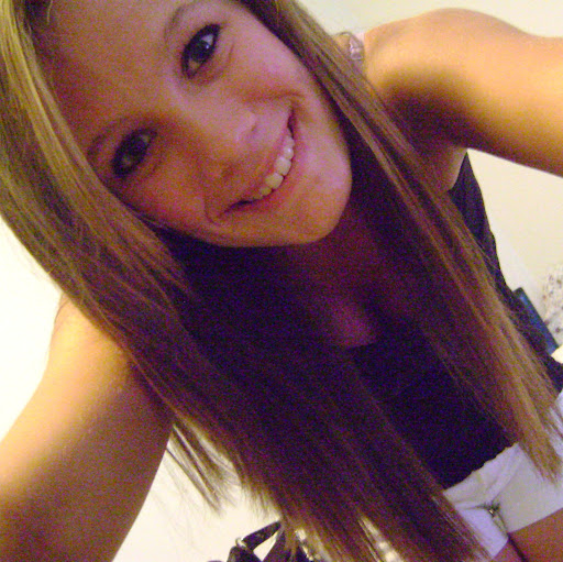Erin Applegate Photo 8