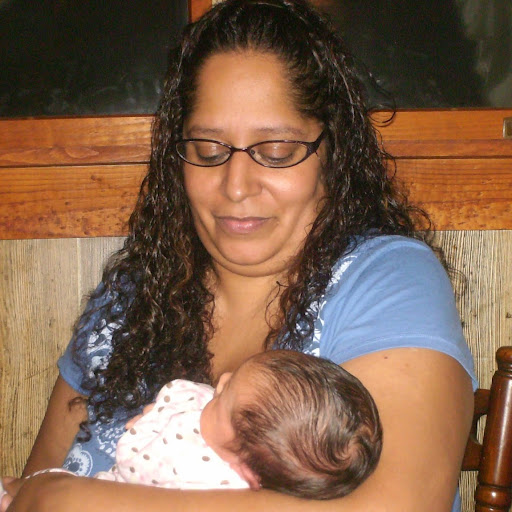 Yvette Martinez Photo 12