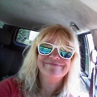 Angela Underhill Photo 6