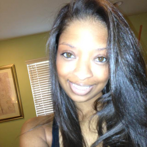 Nia Moore Photo 10