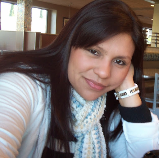 Cristina Cardona Photo 15