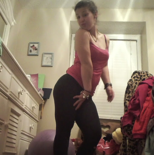 Natalie Tuttle Photo 7