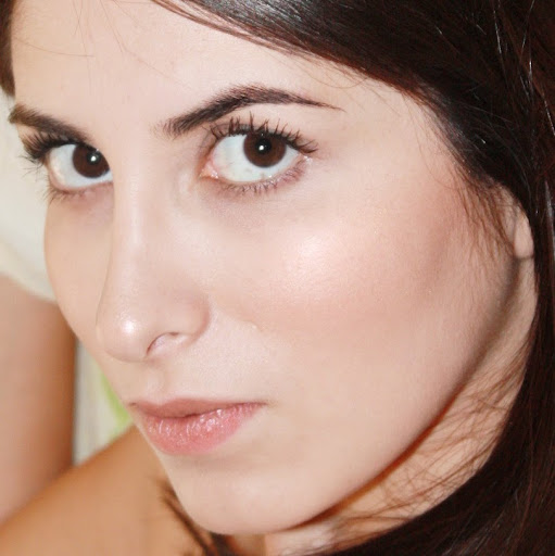 Tania Fuentes Photo 9