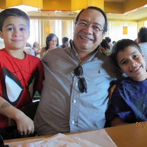 Peter Hidalgo Photo 12