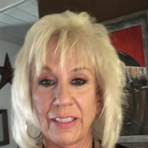 Linda Russell Photo 14