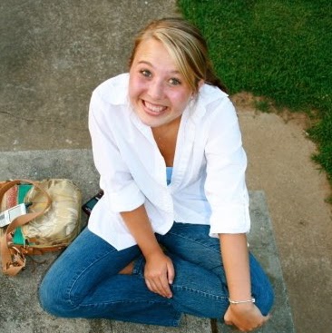 Samantha Calvert Photo 12