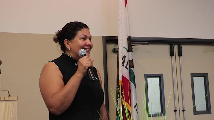 Yvette Valencia Photo 31