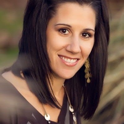 Sarah Haines Photo 16