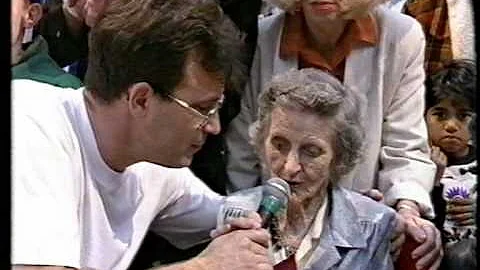 Maureen Simpson Photo 28