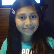 Daisy Becerra Photo 13