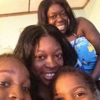 Tenisha Brown Photo 6