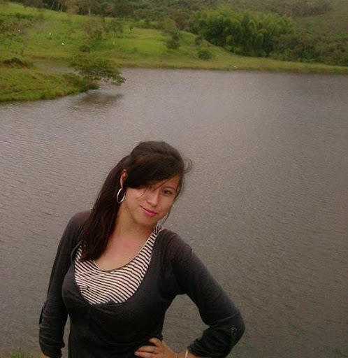 Angie Jaramillo Photo 16