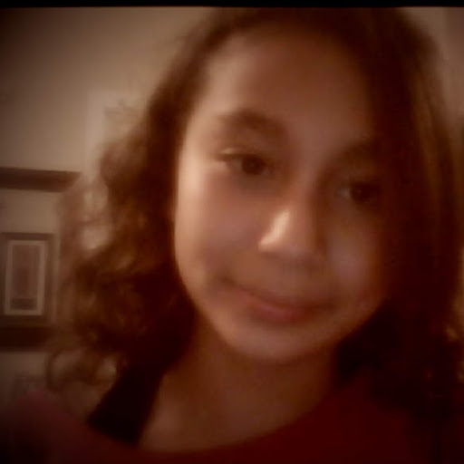 Samantha Morales Photo 13