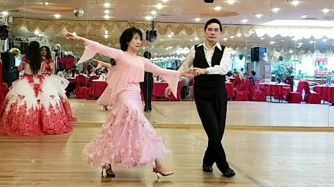 Mary Wei Photo 21