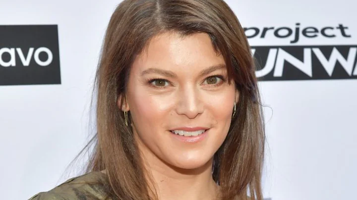 Gail Simmons Photo 34