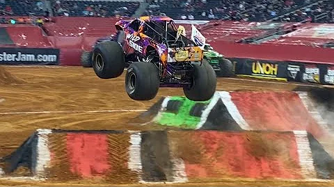 Zach Garner Photo 29