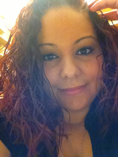 Rosalyn Morales Photo 10