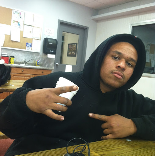 Lucas Larson Photo 13
