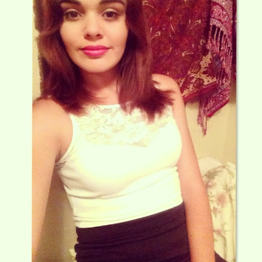 Vivian Calderon Photo 13