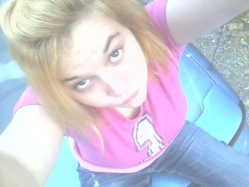 Hailey Wood Photo 9