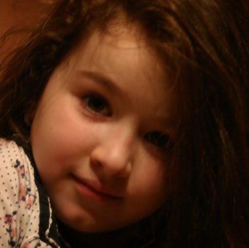 Laura Miron Photo 16