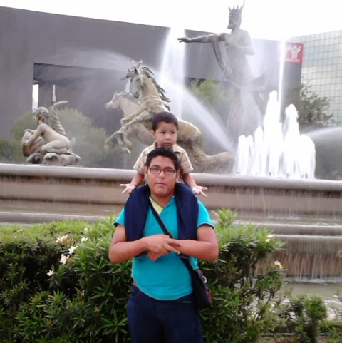 Antonio Moran Photo 12