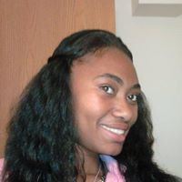 Stephanie Thompson Photo 11