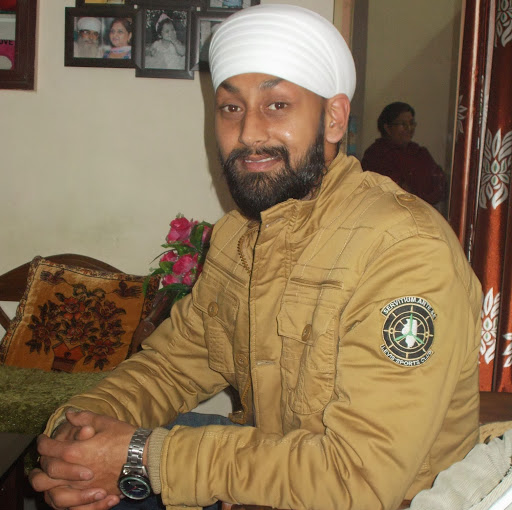 Arvinder Singh Photo 14