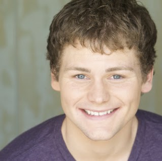 Drew Lynch Photo 9