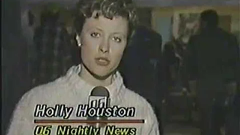 Holly Houston Photo 31