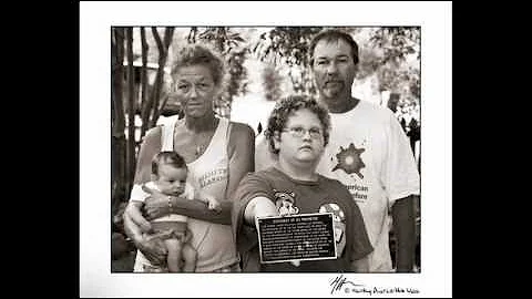 Lorrie Bates Photo 8