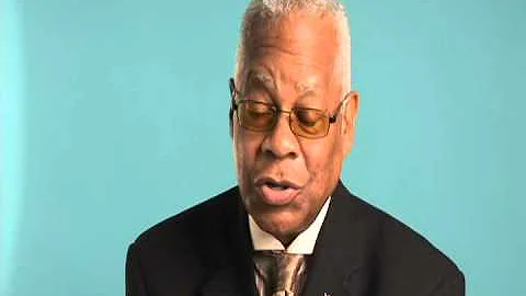 Robert Calhoun Photo 42